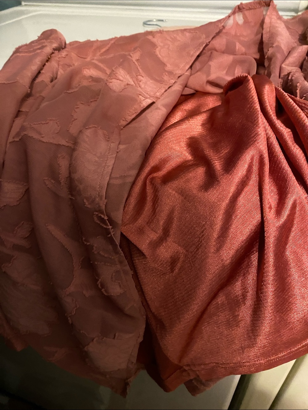Womens Textured Floral Blouse soft Salmon Pink lightweight and lined XL - Picture 4 of 5